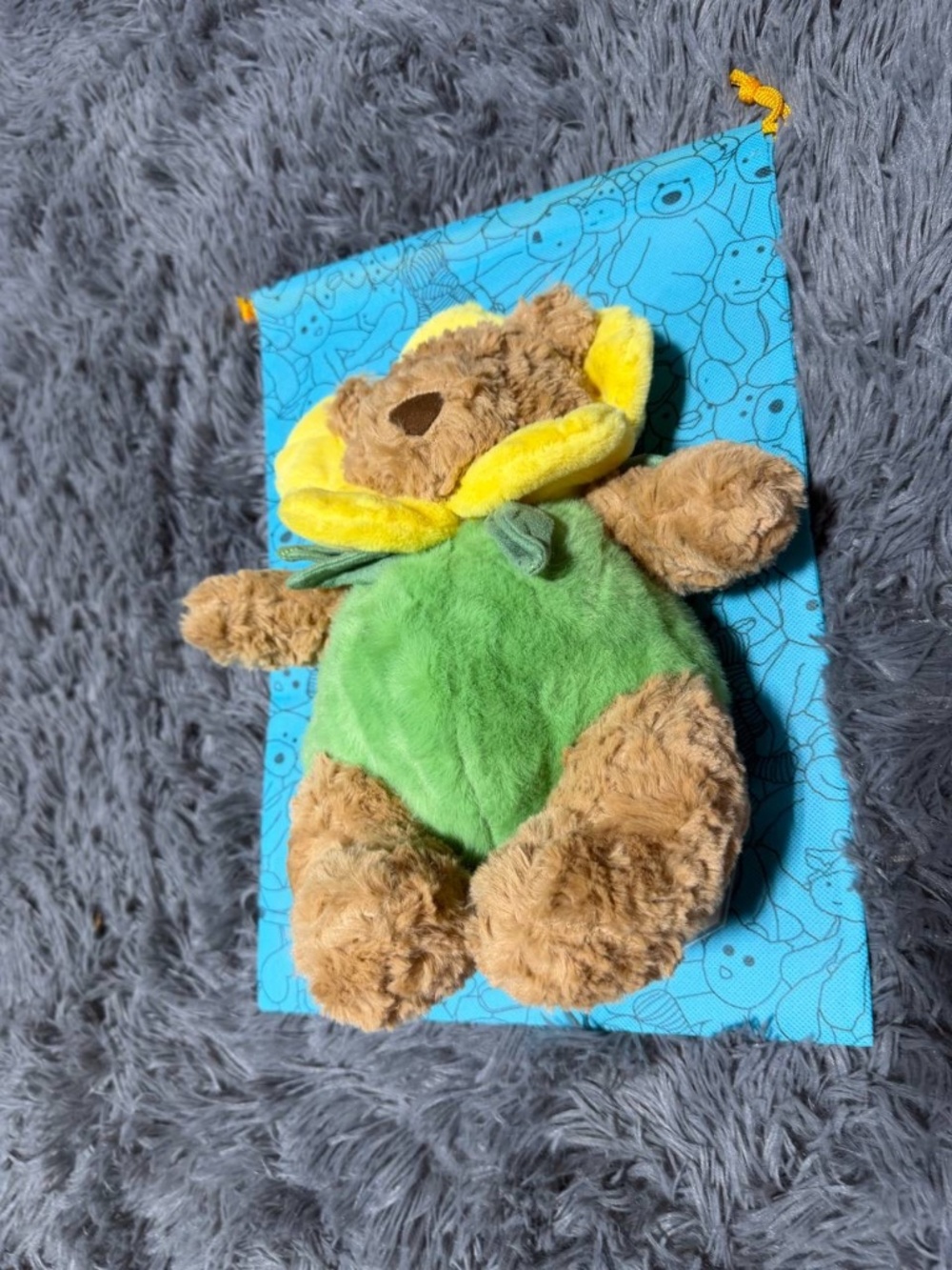 Jellycat Bartholomew Bear 'Flower' plush toy